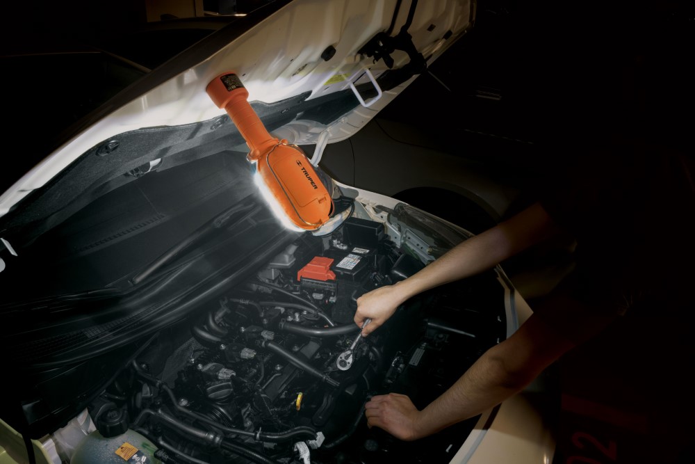 LAMPARA TALLER RECARGABLE 280LM  15143